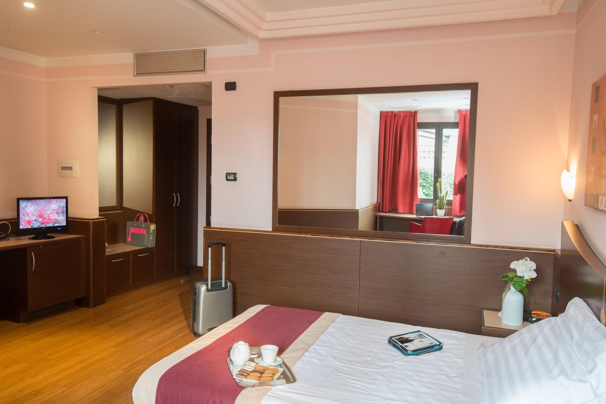 As Hotel Cambiago Εξωτερικό φωτογραφία
