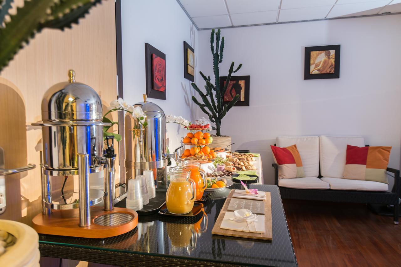 As Hotel Cambiago Εξωτερικό φωτογραφία